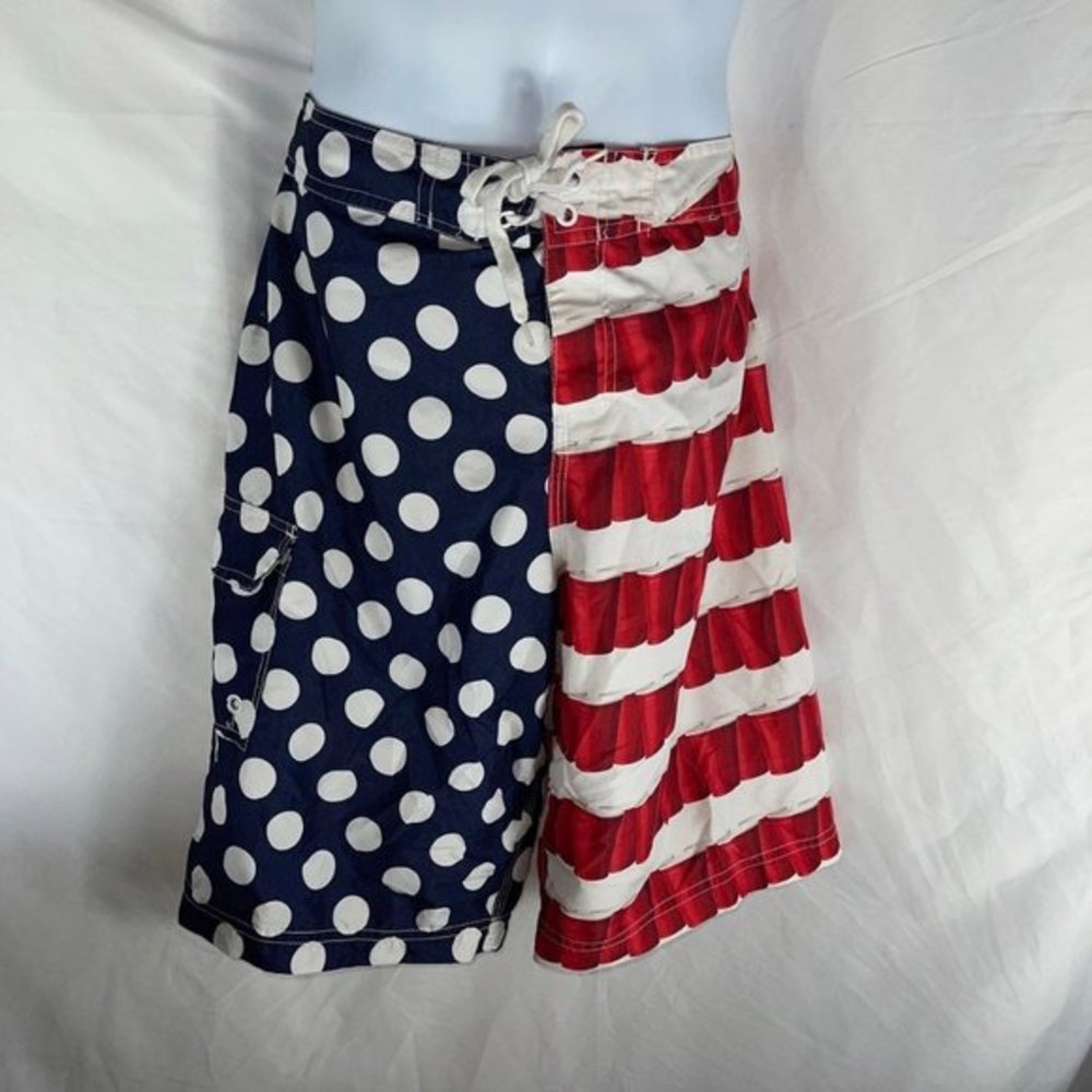 Spencers Solo Cup Flag‎ Swim Trunks L